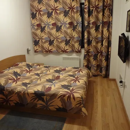 Apartment Deluxe *